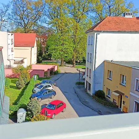 Noclegi, Sloneczne Mieszkanie We Lwowku Slaskim 希隆斯克地区勒武韦克