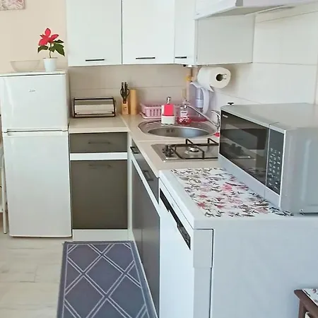 Noclegi, Sloneczne Mieszkanie We Lwowku Slaskim