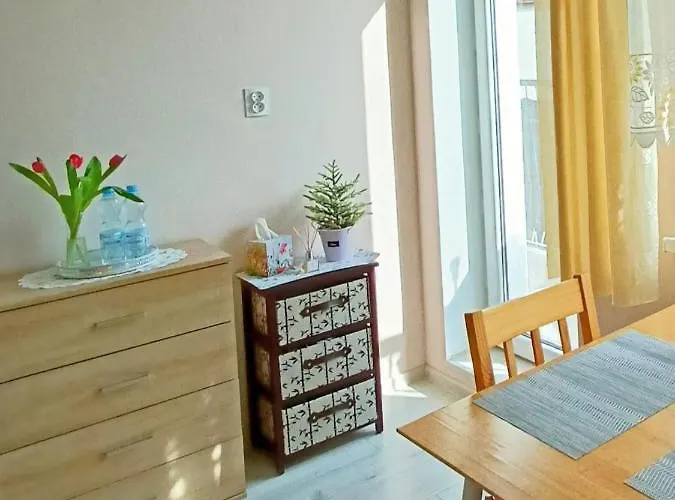 Noclegi, Sloneczne Mieszkanie We Lwowku Slaskim Daire